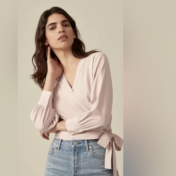 Everlane Tops - Everlane The Washable 100% Silk Wrap tan Top size 10